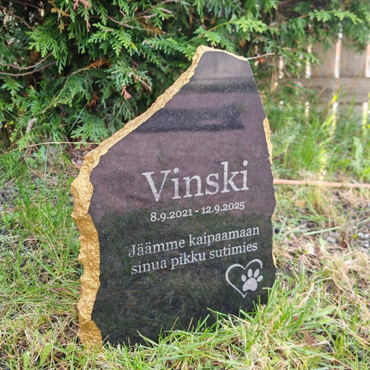 Lemmikin Hautakivi kaiverruksella, koiran / kissan hautakivi nimellä